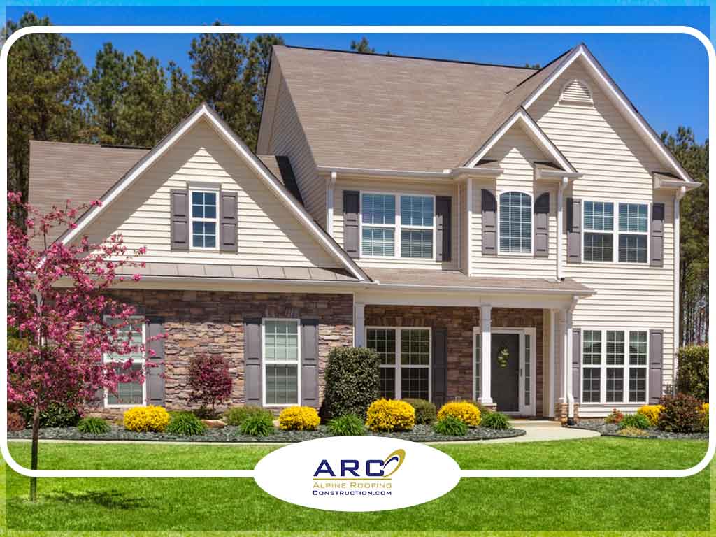 Insulated Siding: A Look At Its Advantages