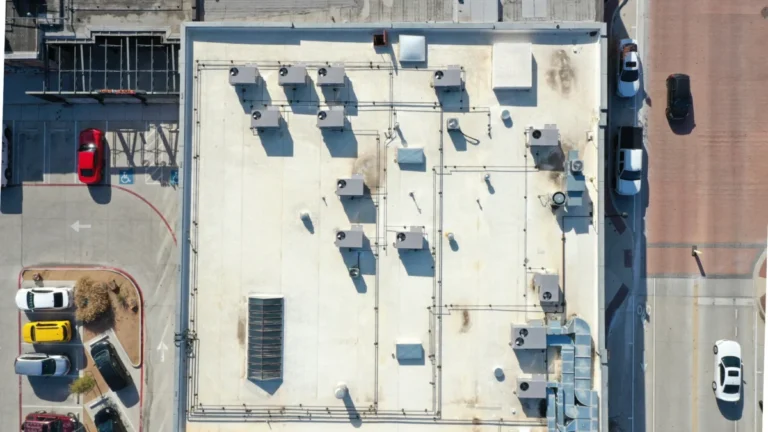 Smart Roofing Trends 2024: Enhancing Efficiency and Performance